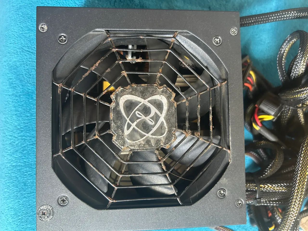 Fonte XFX PRO550W - Foto 3