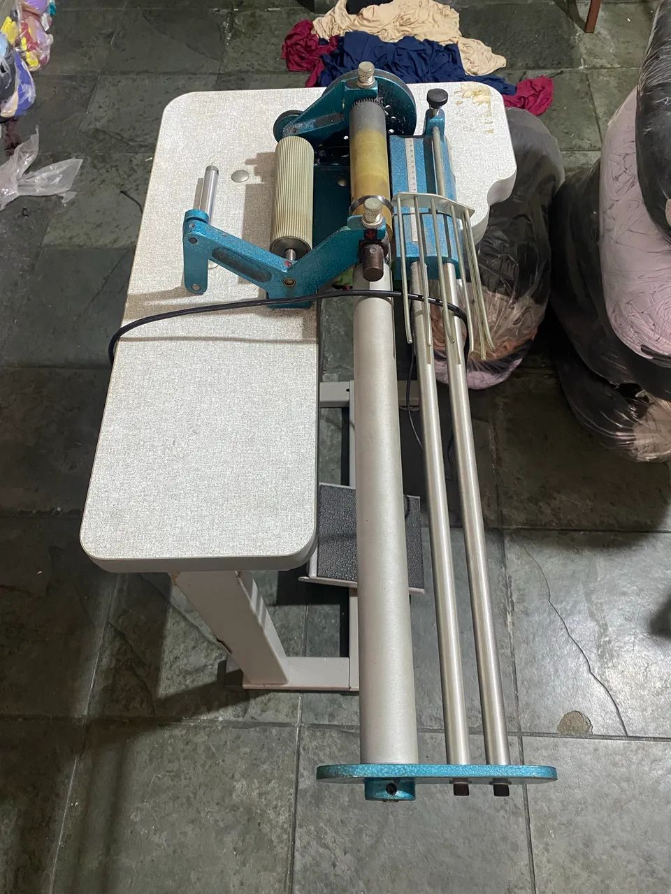 Máquina de cortar viés 408512876176353281