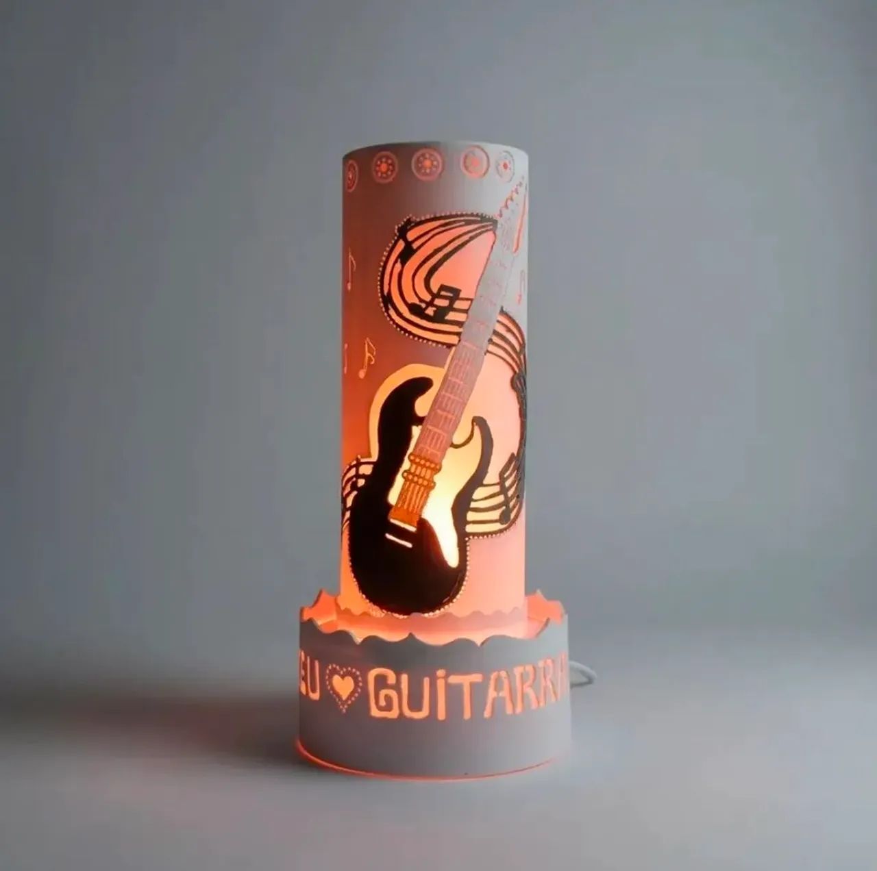 Luminária em pvc com tema ROCK _ GUITARRA  - Foto 2