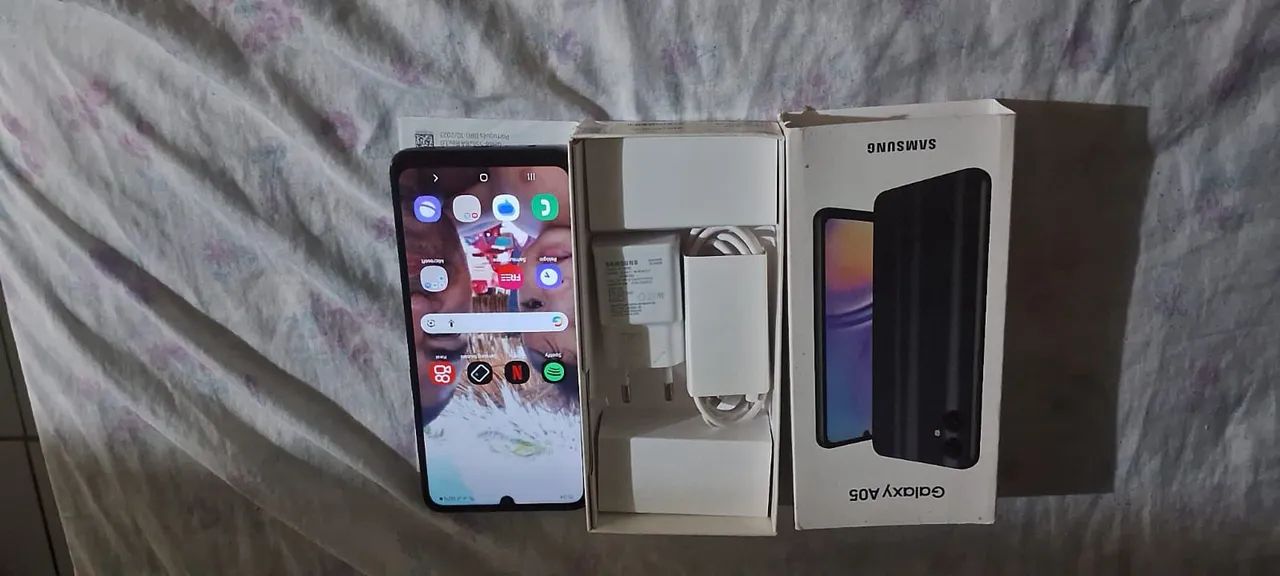 Vendo celular Samsung seminovo - Foto 4