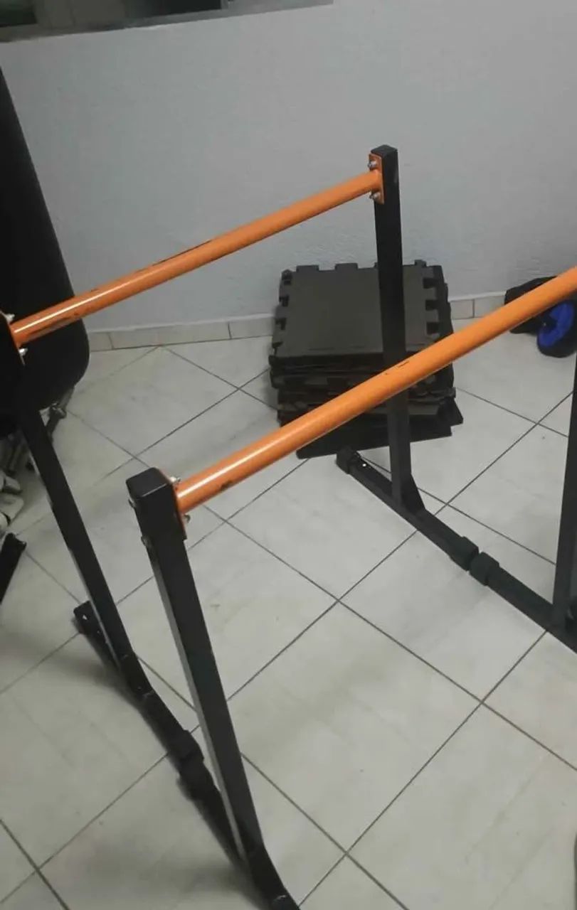 Barras Paralelas