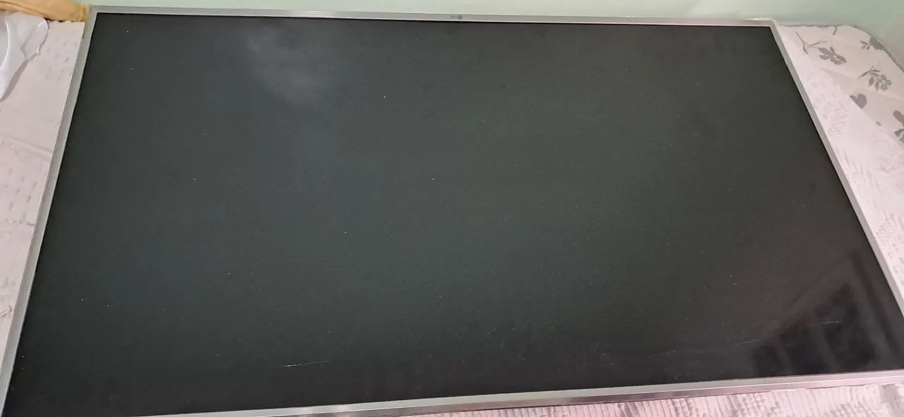 Tv LG Smart Tela 50 com tela quebrada