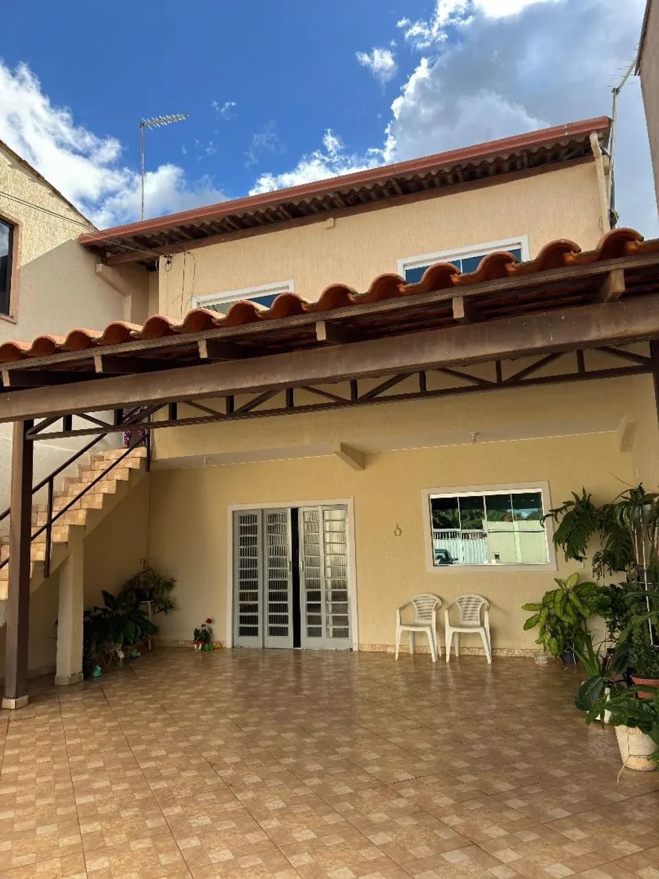 Excelente Imóvel Com 2 Residências Na Qsc 19 Setor Primavera 