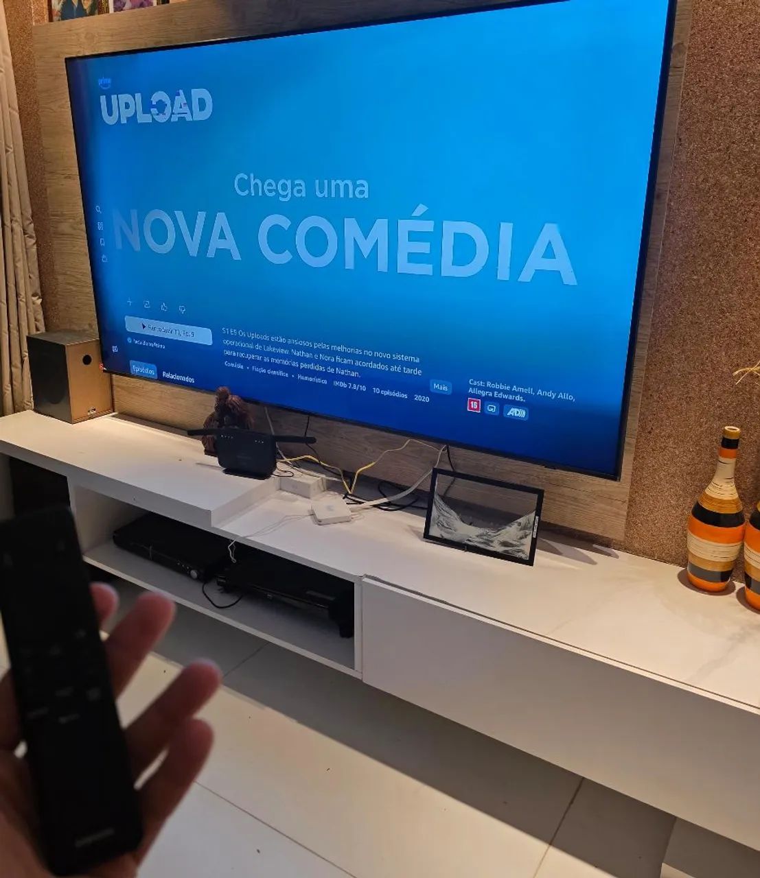 Vende-se smart tv Crystal 85 polegadas samsung UHD 4K - Foto 2