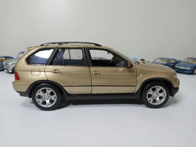 Miniatura Bmw X5 1:24 Welly Rara #le421 - Foto 2