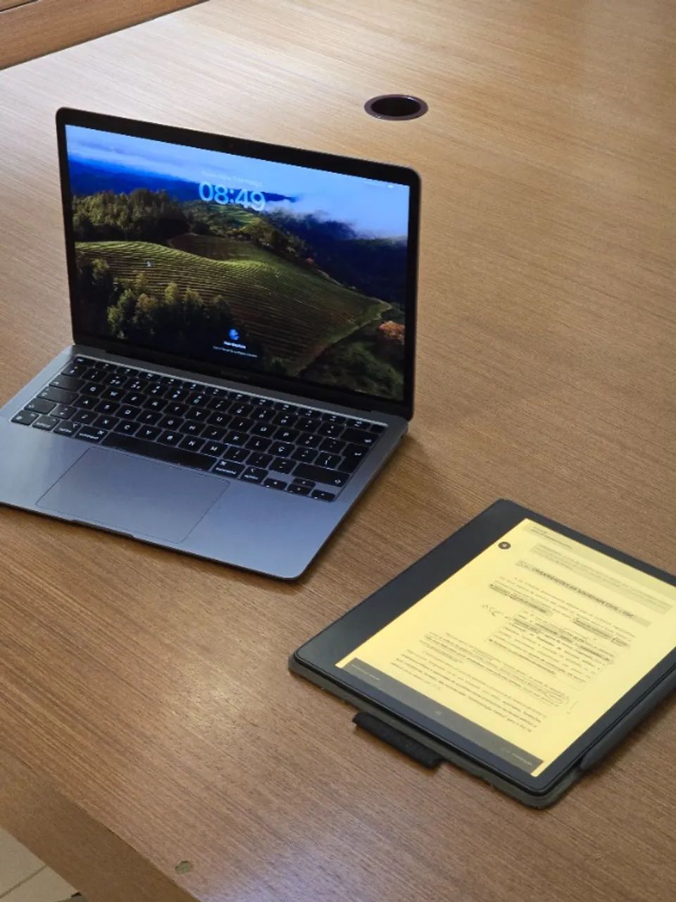 MacBook Air M1 (16GB RAM / 256GB SSD) - Cinza Espacial - Notebooks