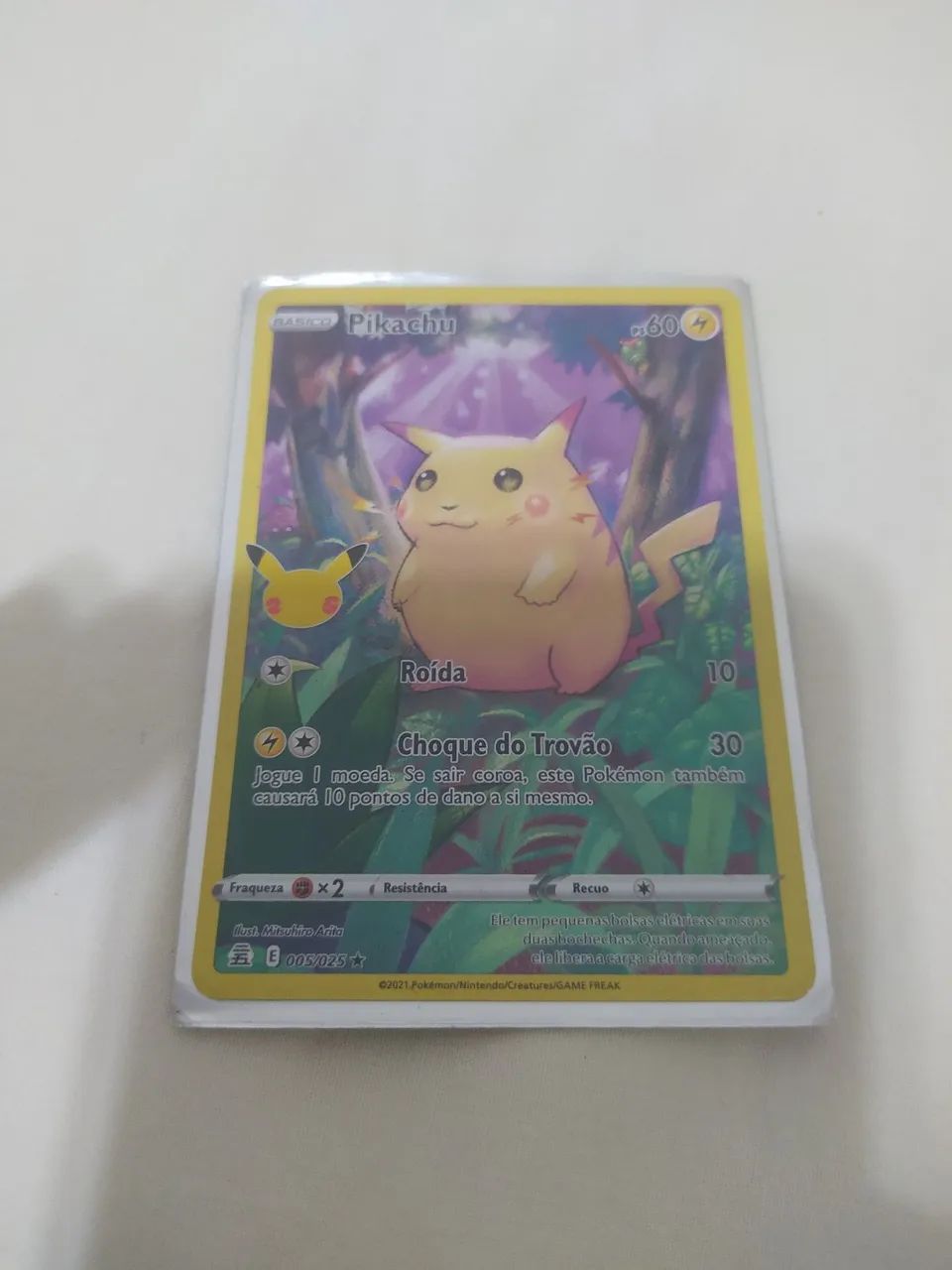 2 cartas pokémon raras Pikachu Full ART  - Foto 3