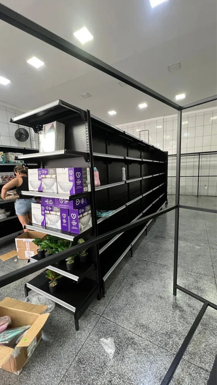 Oferta ! Gôndolas novas de aço  - Foto 3