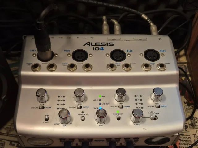 Placa Interface de Áudio Alesis I04 - Foto 2