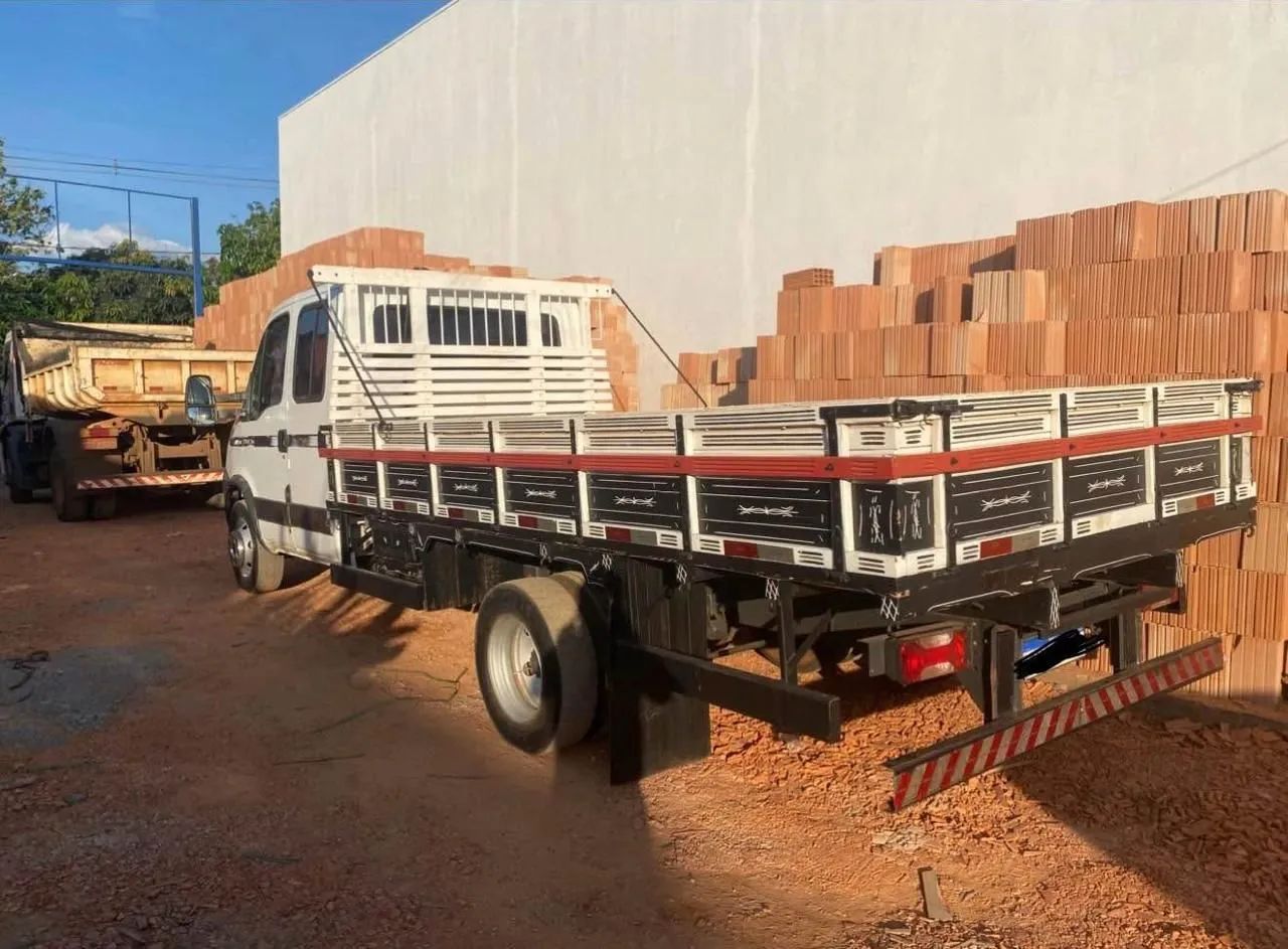 Iveco 70c17 Cabine dupla  2014