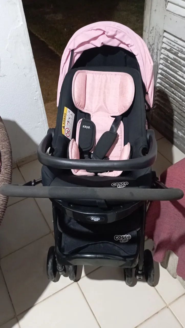 Vende-se, Bebê conforto, carrinho e berço cercado(Sem colchão) Observação:Vendo individual - Foto 2