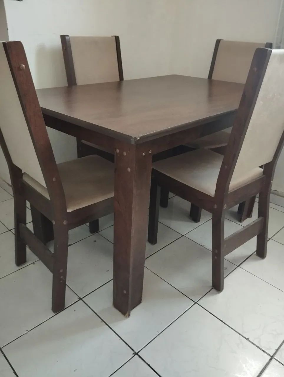 Mesa 4 cadeiras em MDF  - Foto 2