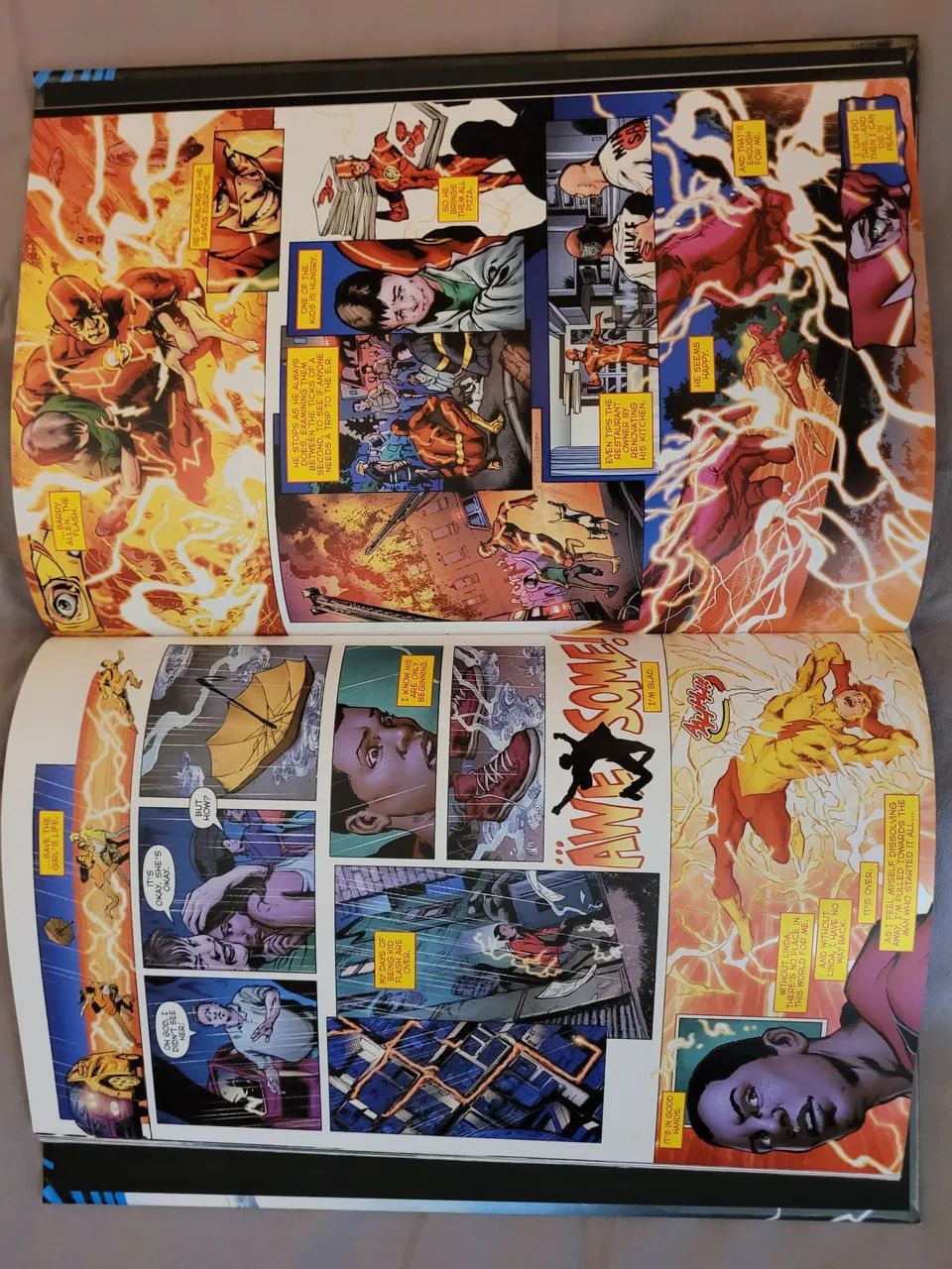 HQ DC Universe Rebith Deluxe Edition - Foto 3