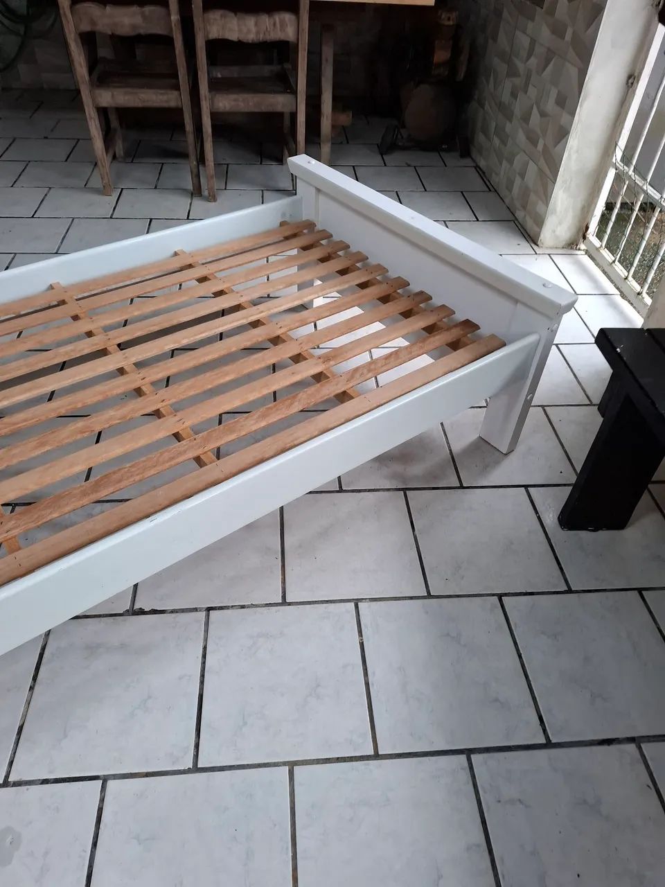 Vendo  cama de solteiro   - Foto 4