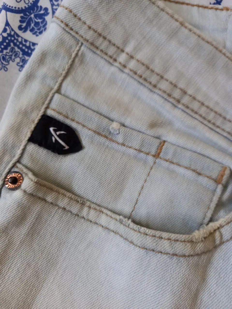 Vendo Calça Lost.  - Foto 3