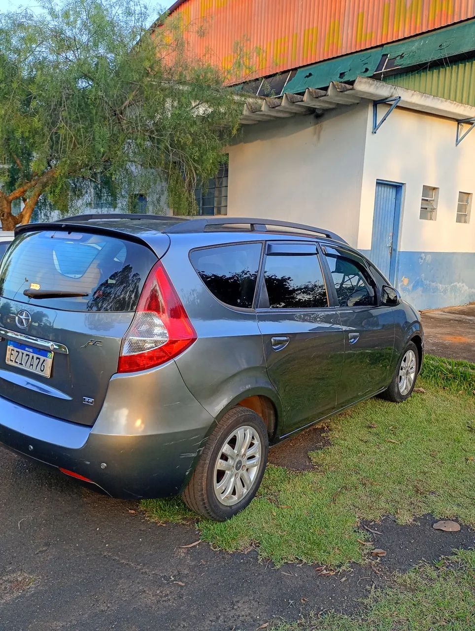 JAC J6 2.0 16V 5P Mec. 2012 - Foto 4