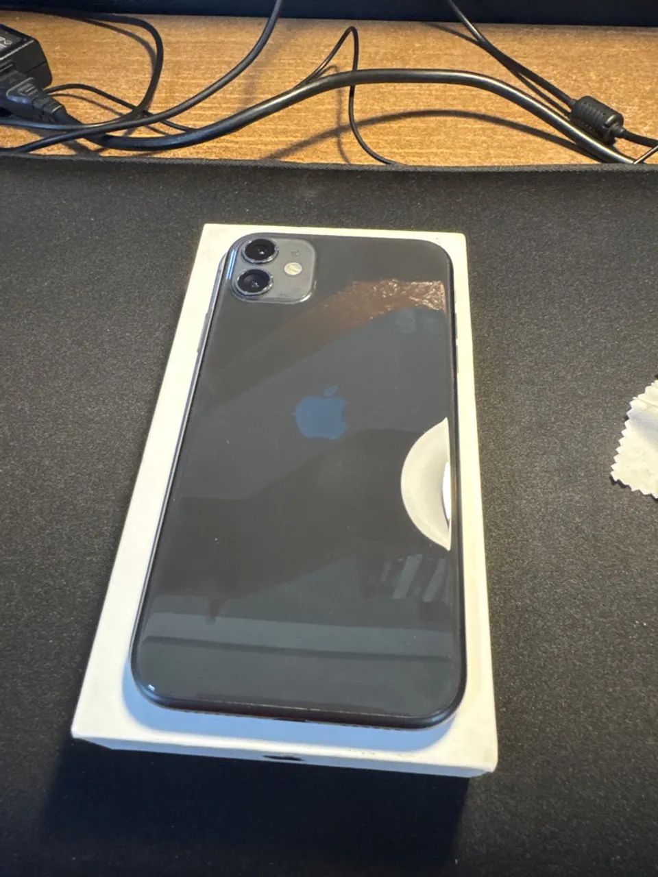 iPhone 11 - 64 gb, preto - bat. 73% - Foto 2