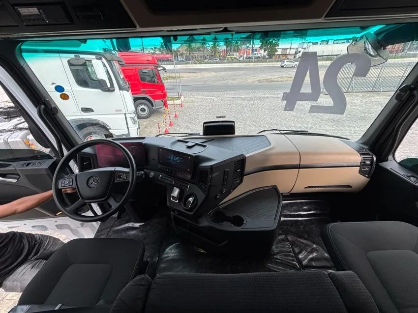 Mercedes-Benz New Actros 2548 LS 2023/2024 480 6x - Foto 6