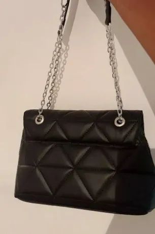 Bolsa Feminina Preta Alça Corrente - Foto 3