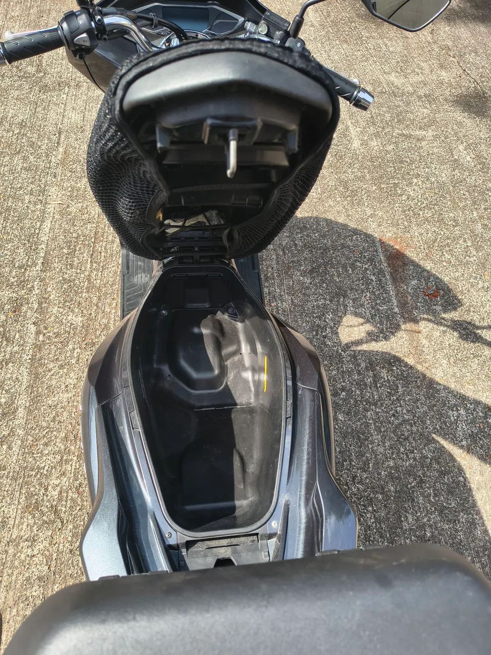 HONDA PCX 160 23/24 COM BAÚ  - Foto 5