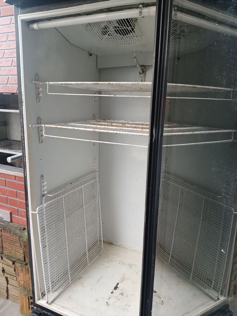 Vende-se geladeira de COMÉRCIO refrigerador vertical  - Foto 3
