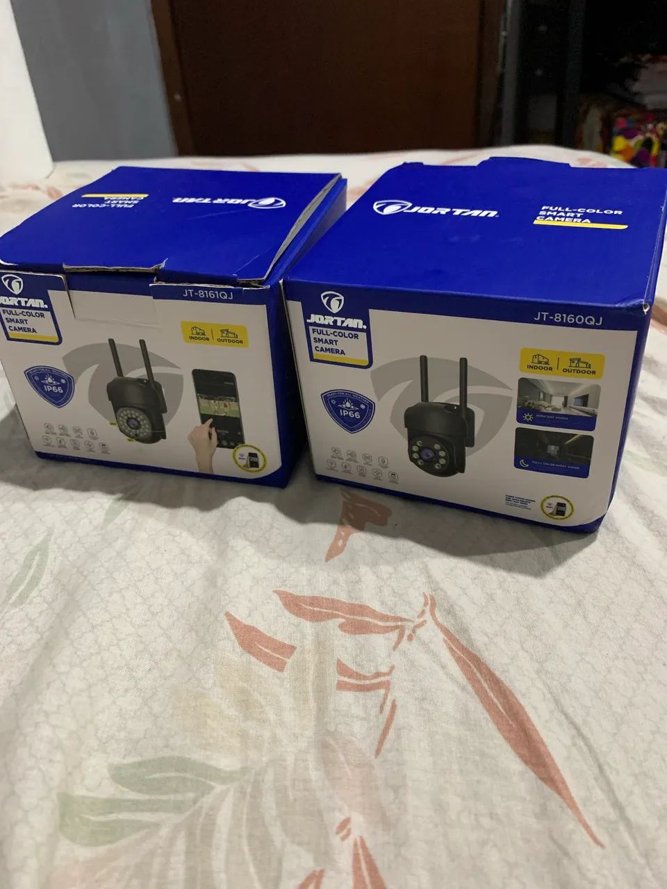 Kit com duas Câmeras Jortan Jt 8161 Inteligente Para Monitoramento Wifi