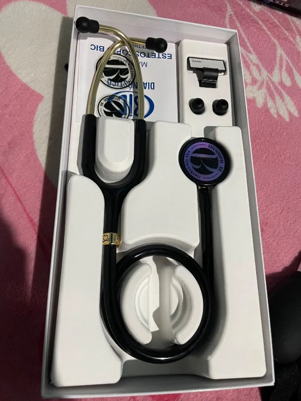 Vende-se estetoscópio e esfigmomanômetro novo - Foto 2