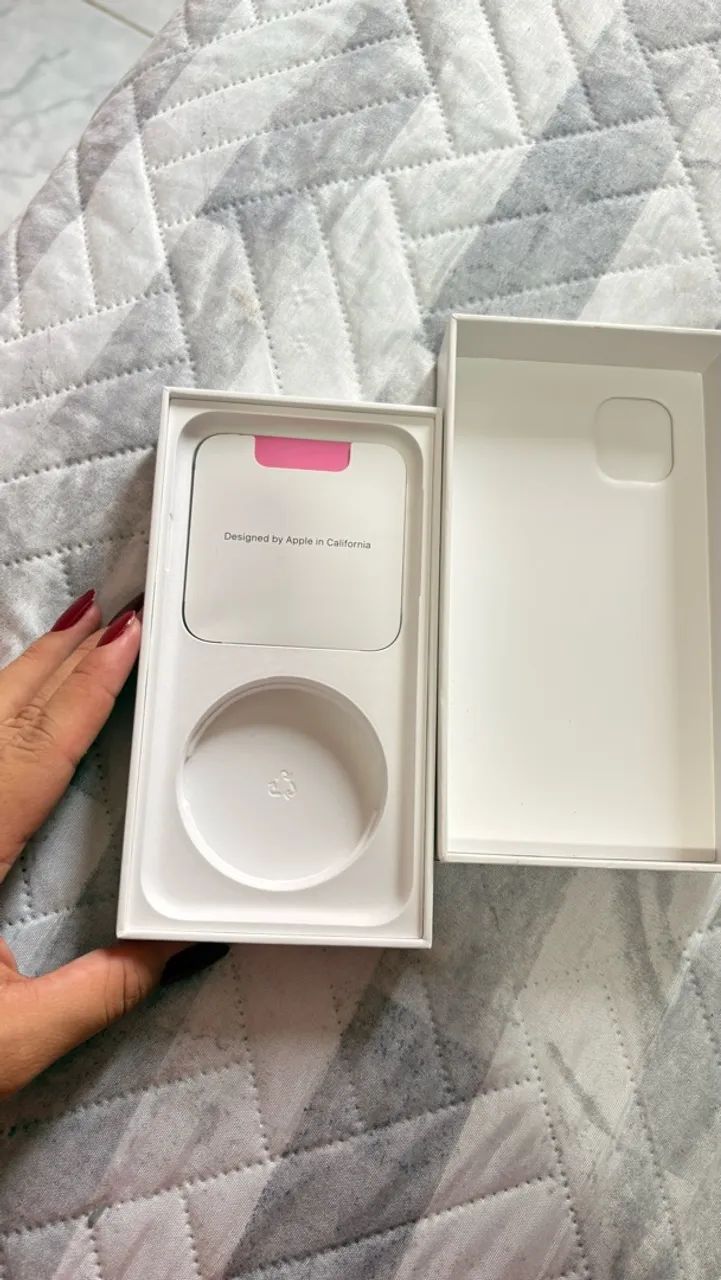 Vendo caixa original do iPhone 11. - Foto 2