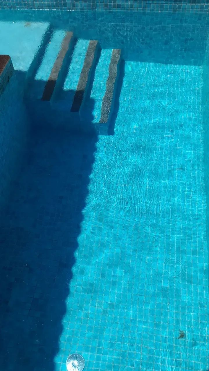 Limpeza e tratamento de piscina 