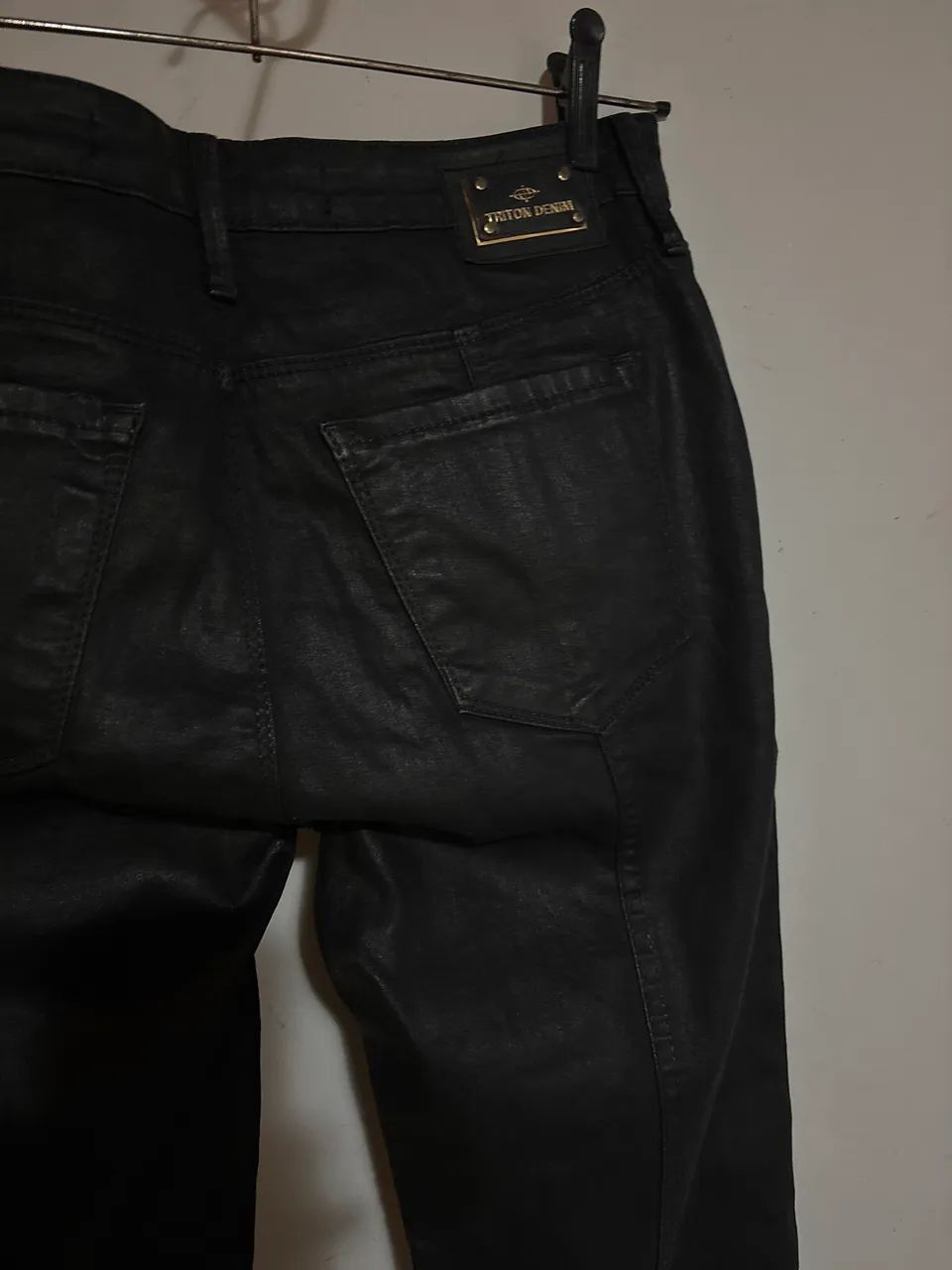 Calça jeans preta Encerada Triton - Foto 3