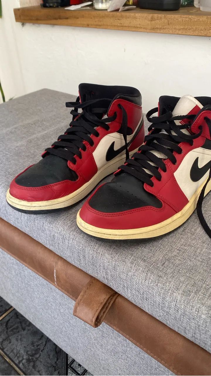 Air Jordan 1 Mid Chicago Black Toe Original  - Foto 3