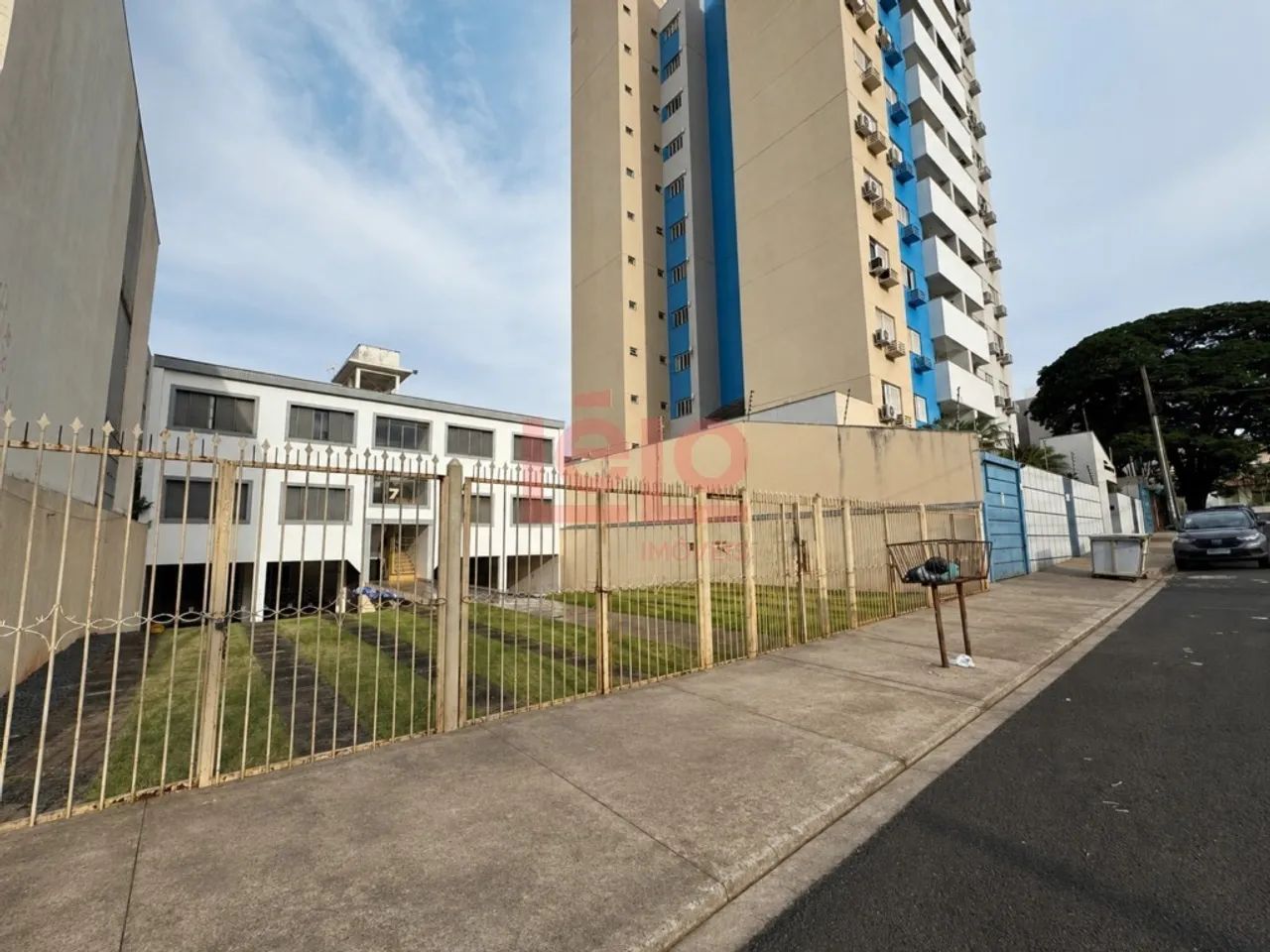 Prédio com 4 apartamentos de 82 m2 de área útil. - Foto 5