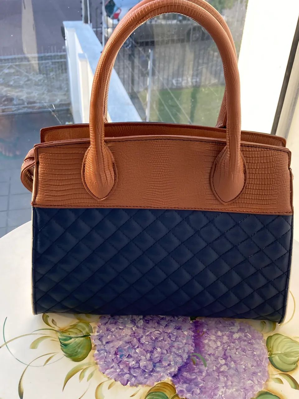 Bolsa elegante alça curta 