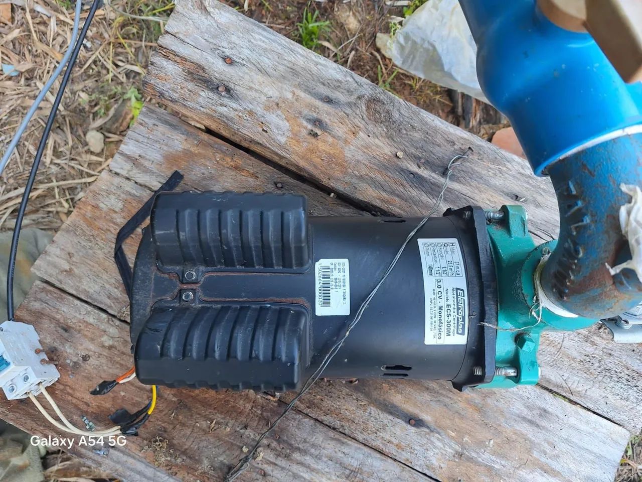 Vende-se motor 3 CV monofasico com 25 barras de cano 2 polegadas - Foto 4