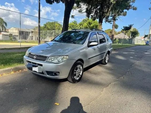 Fiat Palio Weekend HLX 1.8 MPI Flex 4P 2005