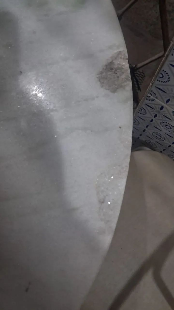 Mesa redonda com tampo de granito  - Foto 3