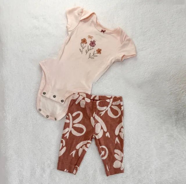 Conjunto Body e Calça Carter's 3 meses