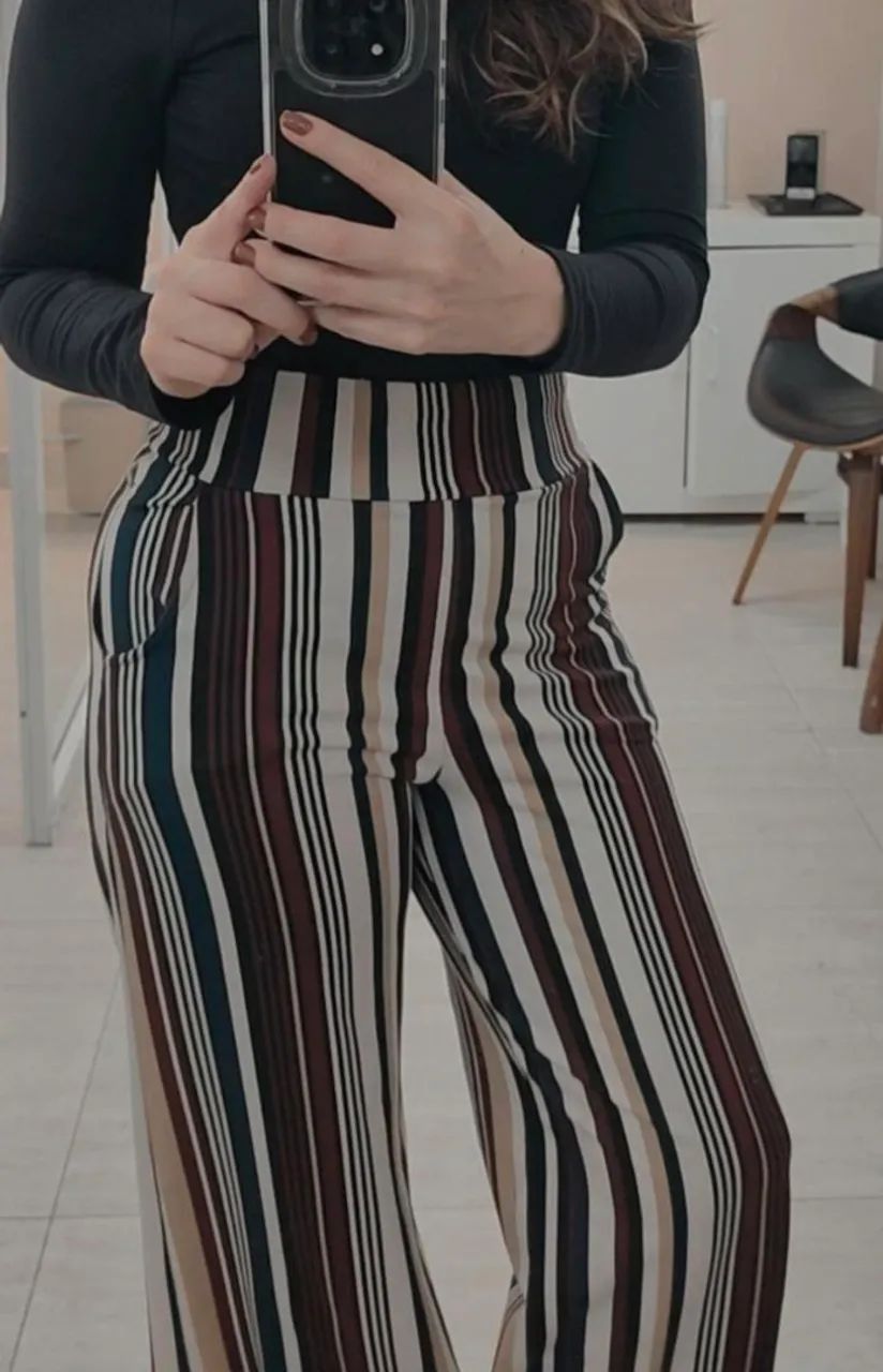  Calça listrada 