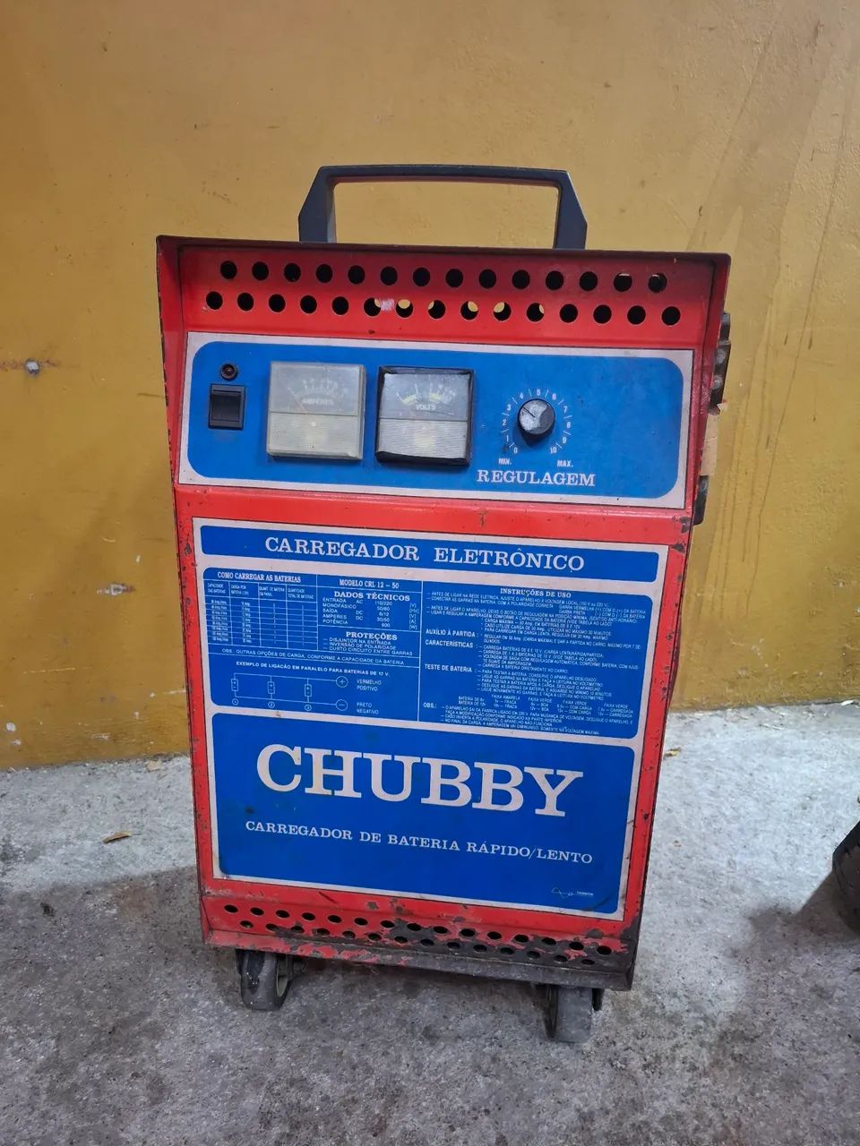 Carregador de bateria chubby 150 amperes 