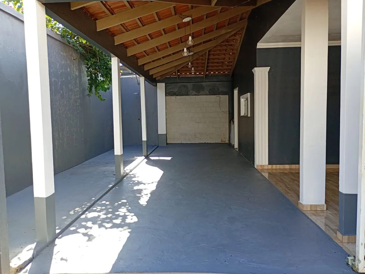 Alugo Dúplex com 3 suítes, todo no blindex. R$2.250  - Foto 3