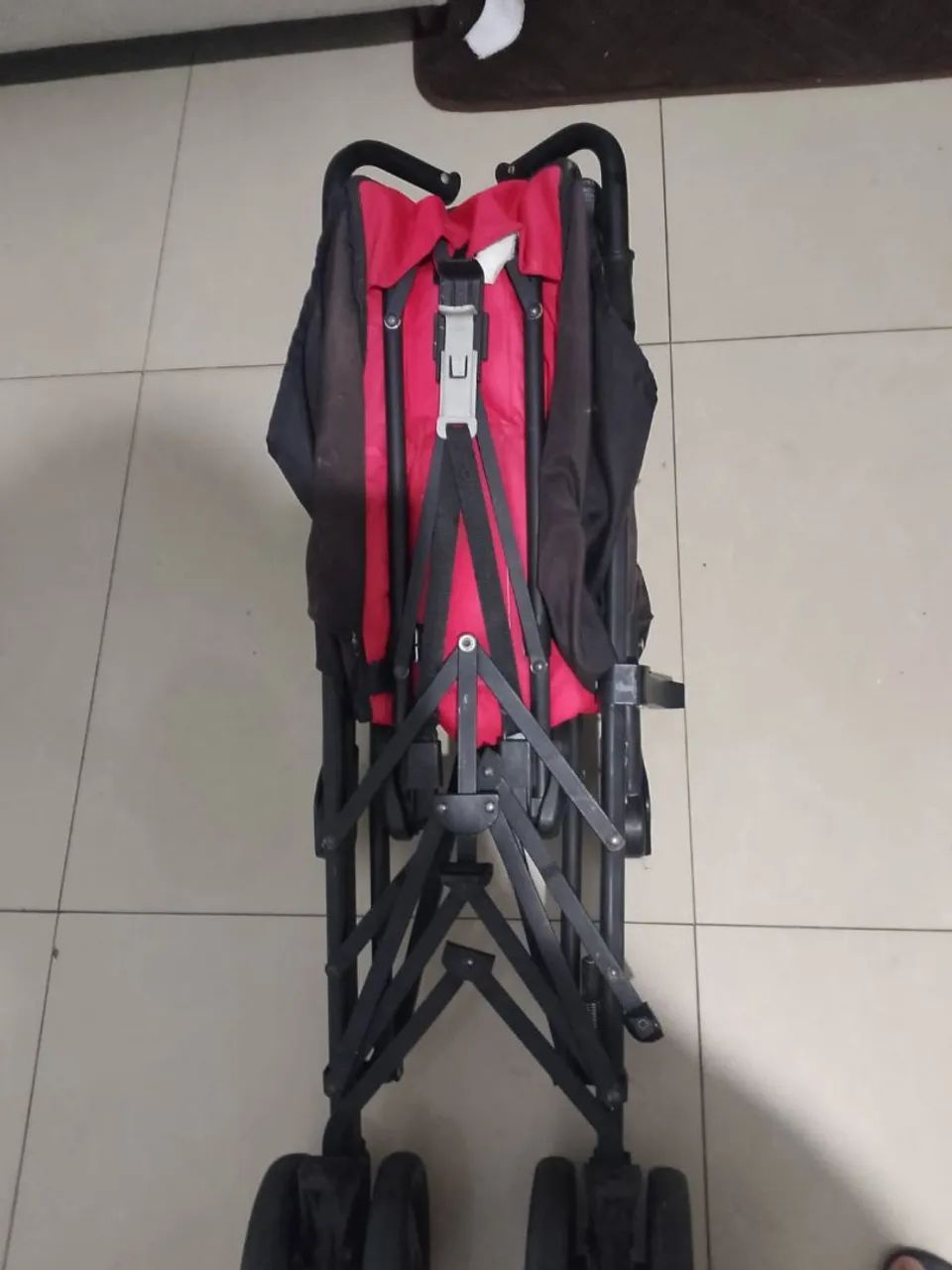  Carrinho de bebê e carrinho amamentação  - Foto 5