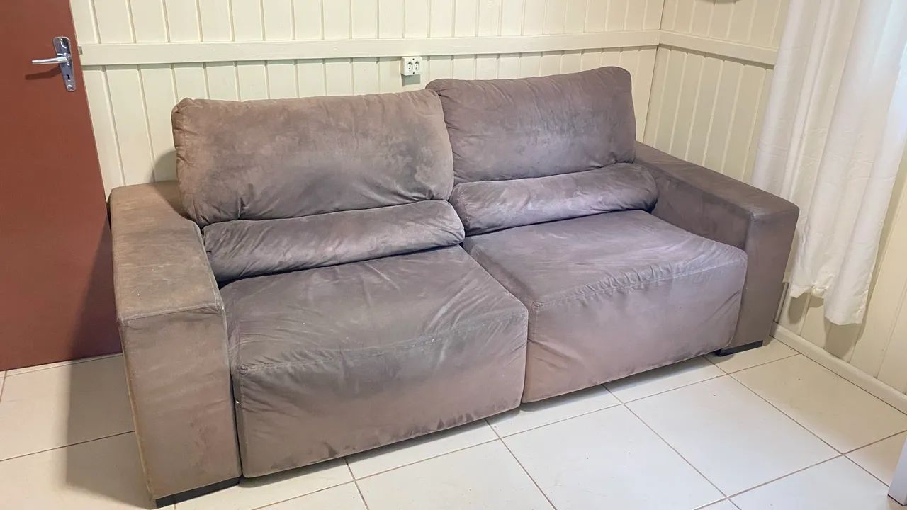 SOFÁ RETRÁTIL E RECLINÁVEL CINZA 2,28m - Foto 2