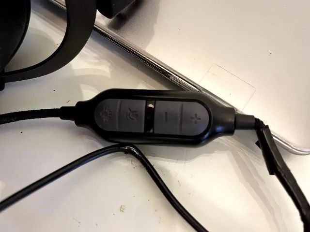 FONE Headset reddragon ZEUS X  - Foto 4