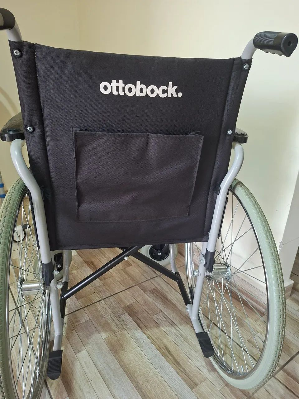 Cadeira Ottobock dobrável  - Foto 3