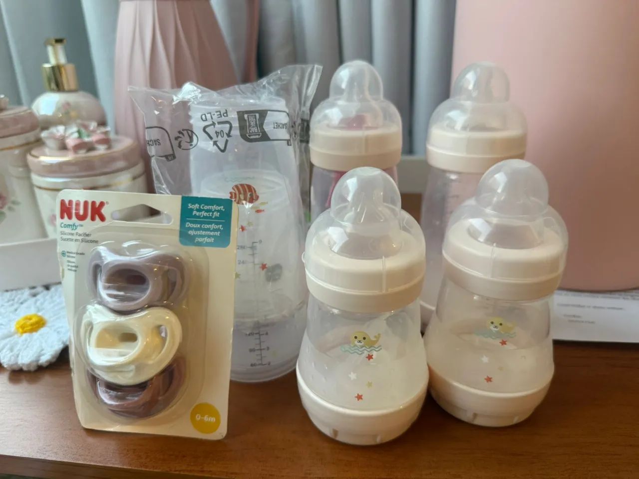 Kit Mamadeiras Mam + brinde chupetas NUK - Foto 2