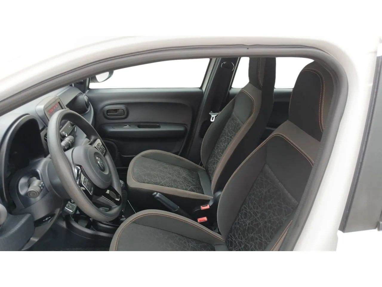 Fiat Mobi TREKKING 1.0 Flex 5p., foto 12 de 16
