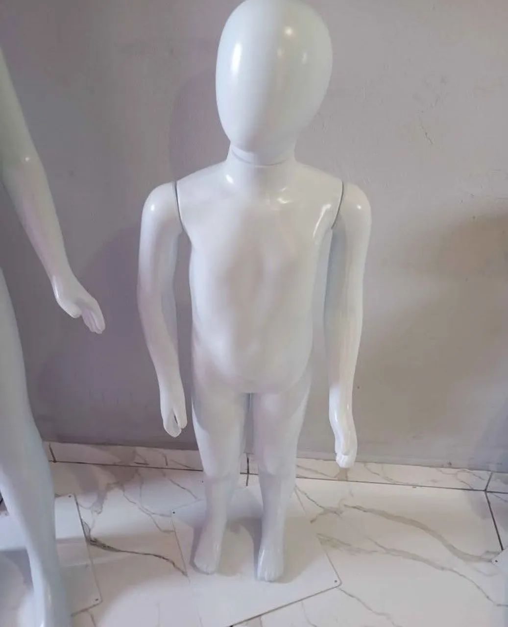 Manequins e Base em MDF  - Foto 2