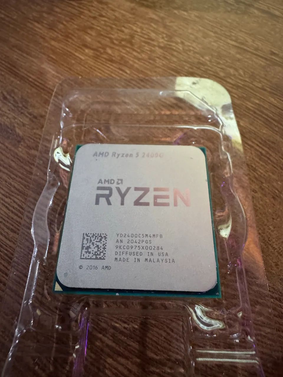 Ryzen 5 2400G  - Foto 2
