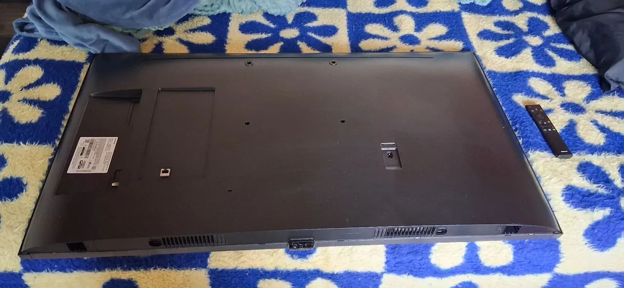 Tv para retirada de peças esta com o led queimado - Foto 2