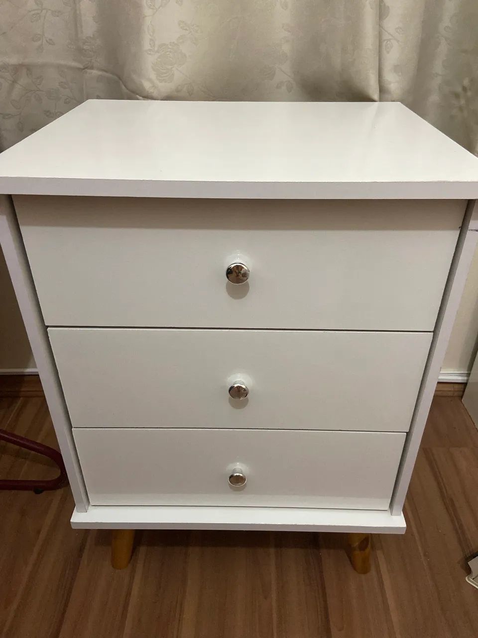 Vendo mesa de cabeceira (usada) - Foto 2
